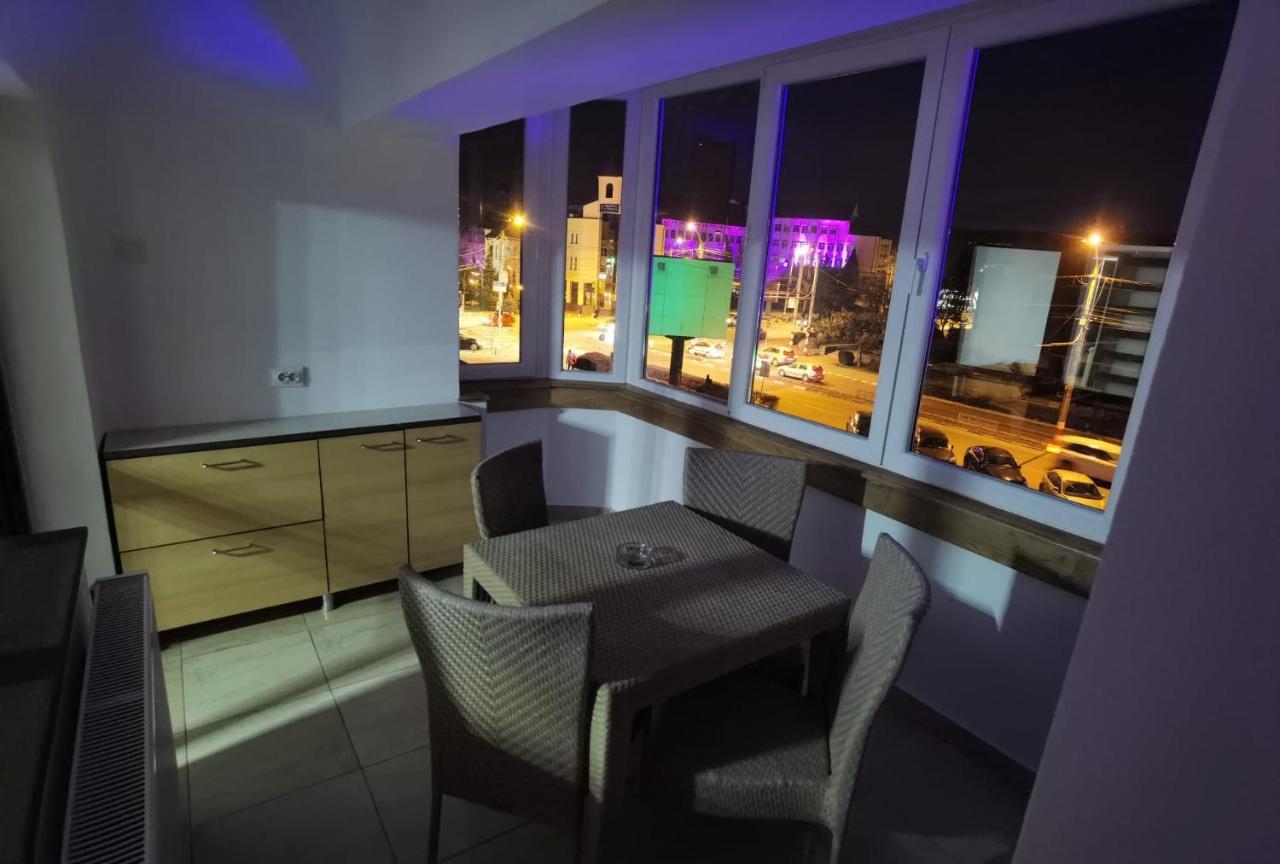 Apartament - Central Târgu Jiu Zewnętrze zdjęcie